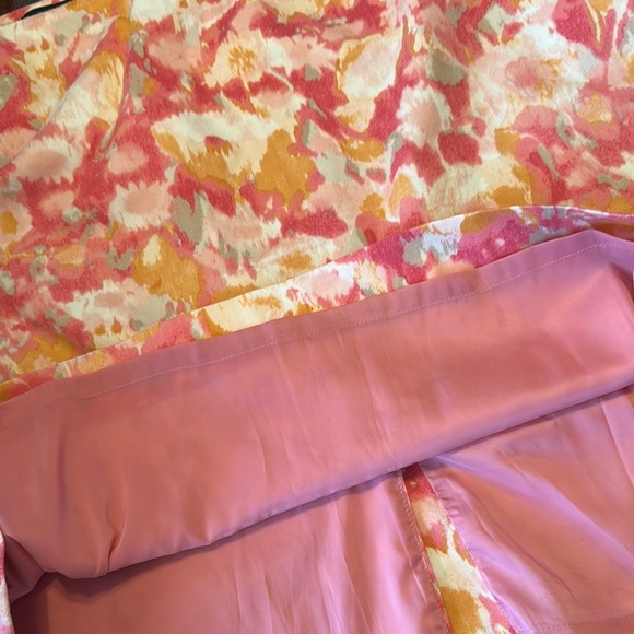 Talbots Pink and Yellow Floral Mini Skirt petite 18W - Picture 5 of 6